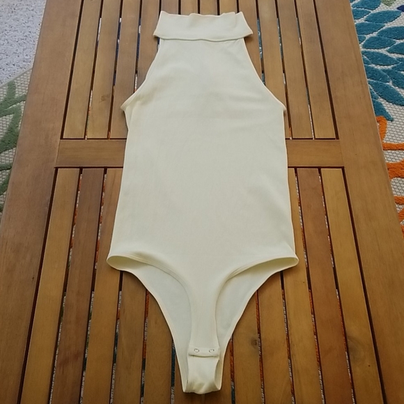 Free People Sleeveless Mock Neck Bodysuit M/L - Picture 6 of 6